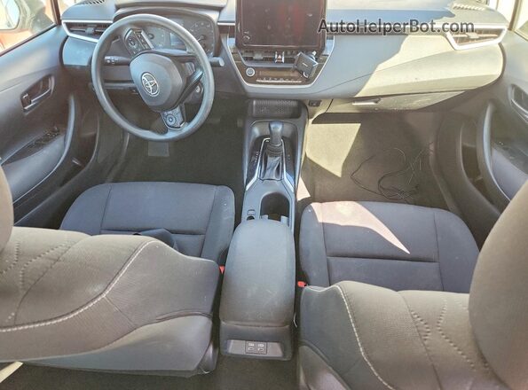 JTDBCMFE2P3016431 2023 TOYOTA COROLLA White Առջևի վահանակի տեսք