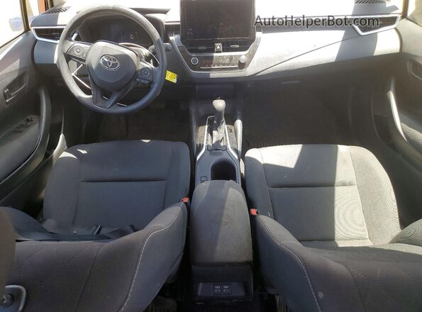 JTDBCMFE3T3115916 2026 TOYOTA COROLLA Red Вид панелі приладів