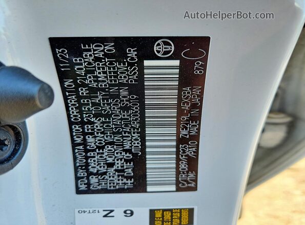 JTDBCMFE4R3036019 2024 TOYOTA COROLLA White Vista del compartimento del motor