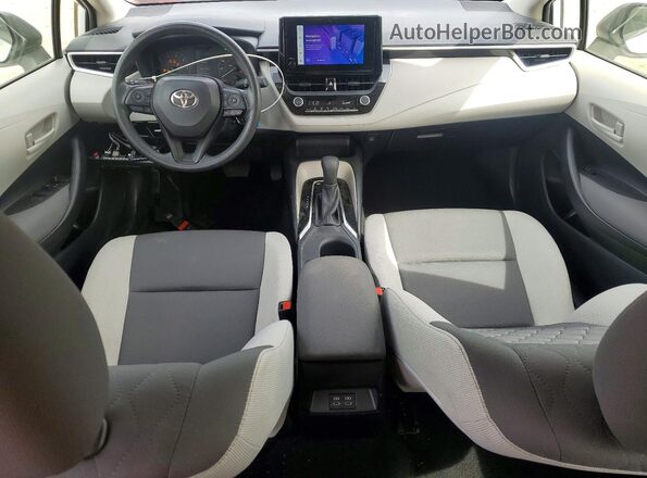 JTDBCMFE4RJ029048 2024 TOYOTA COROLLA White Widok deski rozdzielczej