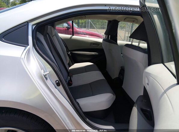 JTDBCMFE4T3137634 2026 TOYOTA COROLLA HYBRID Silver Vista de la etiqueta del VIN