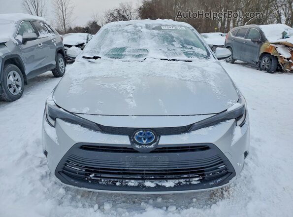 JTDBCMFE5P3018948 2023 TOYOTA COROLLA Silver Вид спереду
