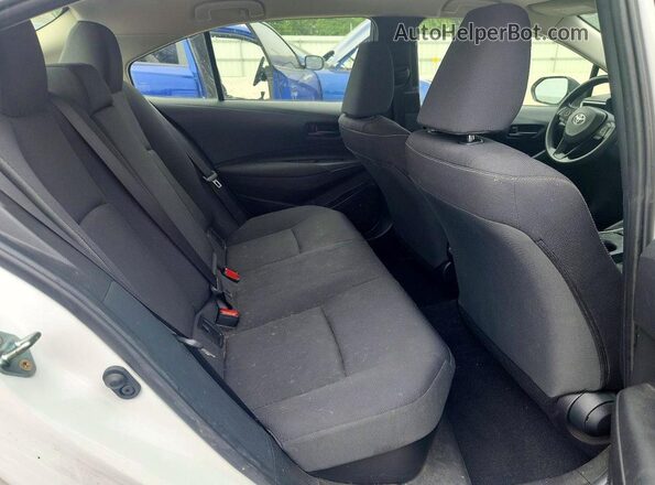 JTDBCMFE6R3061620 2024 TOYOTA COROLLA White Вид задніх сидінь