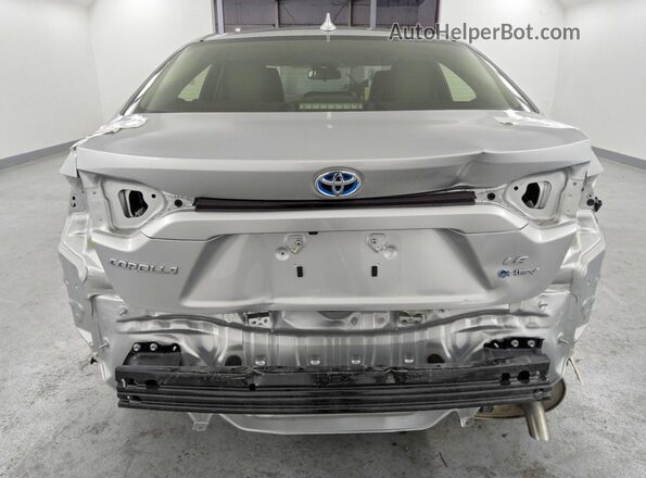 JTDBCMFE6S3072428 2025 TOYOTA COROLLA Silver Вид ззаду