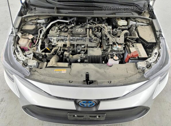 JTDBCMFE6S3072428 2025 TOYOTA COROLLA Silver Вид задньої частини салону