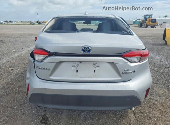 JTDBCMFE7PJ006912 2023 TOYOTA COROLLA Silver Rear view