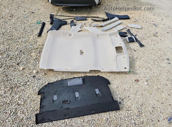 JTDBCMFE7S3101936 2025 TOYOTA COROLLA Белый Вид подкапотного пространства