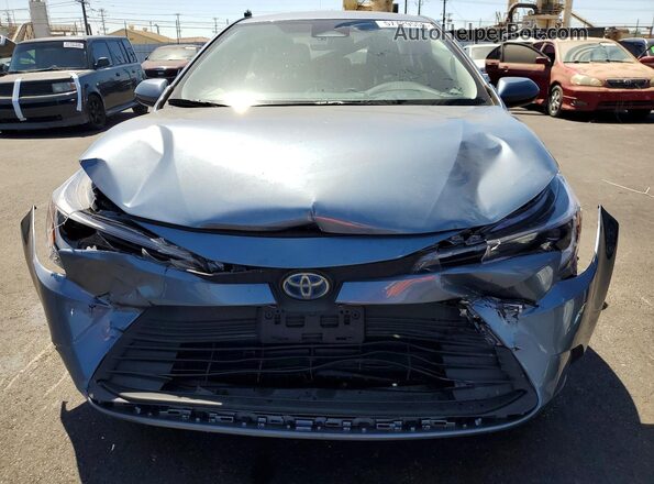 JTDBCMFE7SJ040082 2025 TOYOTA COROLLA Blue Widok z przodu