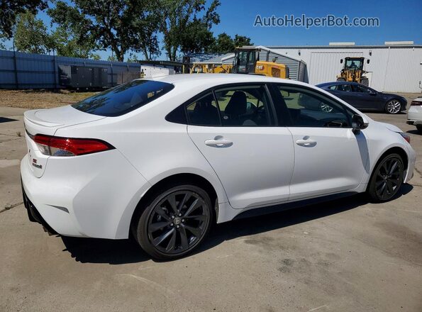 JTDBCMFE8R3066883 2024 TOYOTA COROLLA Белый Задняя правая четверть