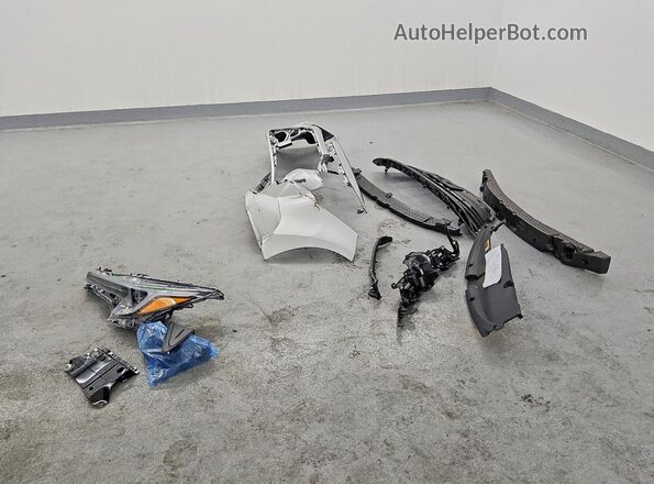 JTDBCMFE8T3126233 2026 TOYOTA COROLLA Серебряный Вид подкапотного пространства