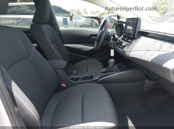JTDBCMFE9P3008469 2023 TOYOTA COROLLA Silver Вид салону спереду