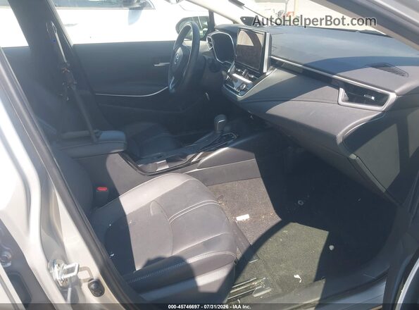 JTDBCMFE9RJ027702 2024 TOYOTA COROLLA Silver Front interior view