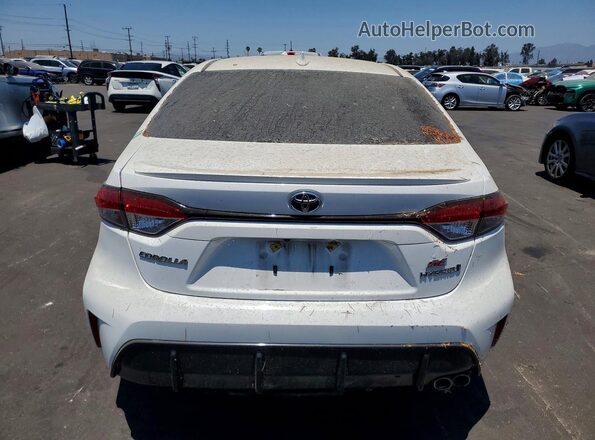 JTDBCMFEXRJ028177 2024 TOYOTA COROLLA White Հետևի տեսք