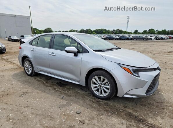 JTDBDMHE7S3020414 2025 TOYOTA COROLLA Silver Передня права чверть
