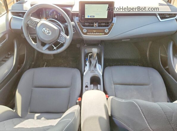 JTDBDMHE8S3023712 2025 TOYOTA COROLLA Серебряный Вид панели приборов
