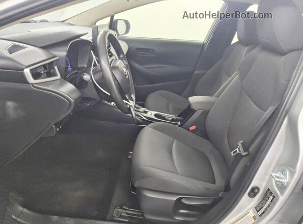 JTDEAMDE2NJ044521 2022 TOYOTA COROLLA Silver Widok wnętrza z przodu