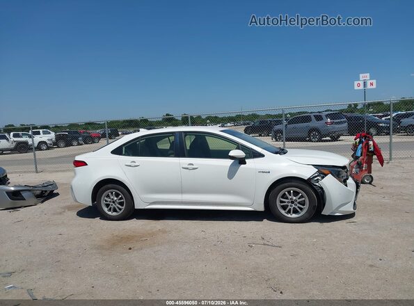 JTDEAMDE7MJ006975 2021 TOYOTA COROLLA White Вид задньої частини салону