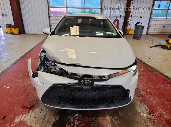 JTDEPMAE3MJ175586 2021 TOYOTA COROLLA White Front view