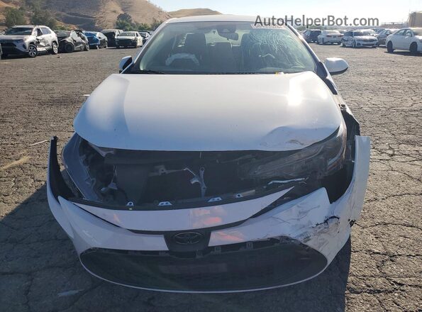 JTDEPMAE5N3030068 2022 TOYOTA COROLLA White Widok z przodu