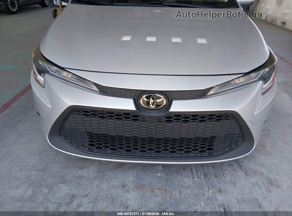 JTDEPMAE8NJ225965 2022 TOYOTA COROLLA Silver ხელსაწყოთა პანელის ხედი