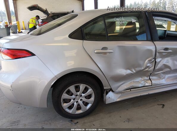 JTDEPRAE4LJ079672 2020 TOYOTA COROLLA Серебряный Вид спереди