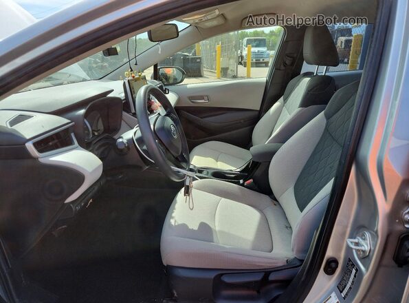 JTDEPRAE7LJ068729 2020 TOYOTA COROLLA Серебряный Вид салона спереди