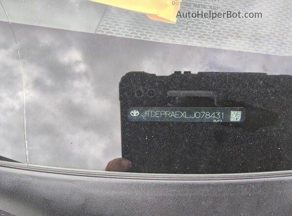 JTDEPRAEXLJ078431 2020 TOYOTA COROLLA White Widok komory silnika