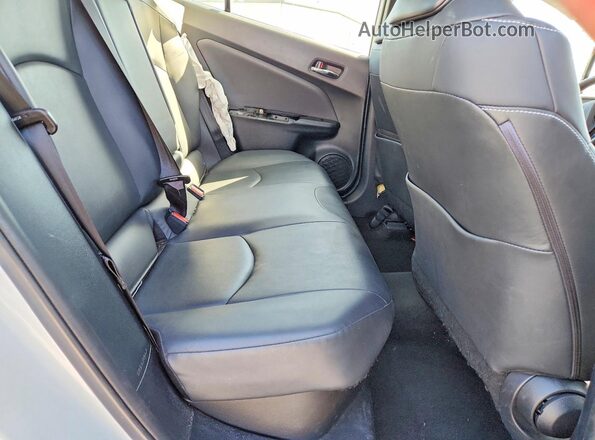 JTDKAMFP1M3173435 2021 TOYOTA PRIUS White Հետևի նստատեղերի տեսք