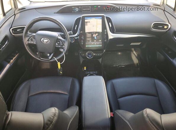 JTDKAMFP1M3178568 2021 TOYOTA PRIUS Silver Առջևի վահանակի տեսք