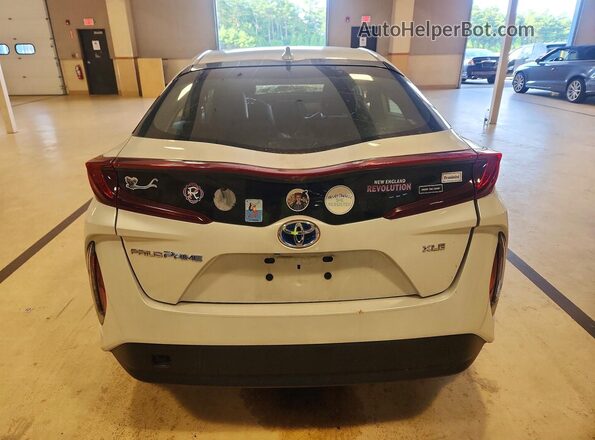 JTDKAMFP5N3197707 2022 TOYOTA PRIUS White Rear view