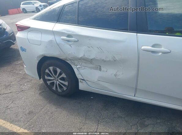 JTDKAMFPXM3183154 2021 TOYOTA PRIUS PRIME White Вид спереду