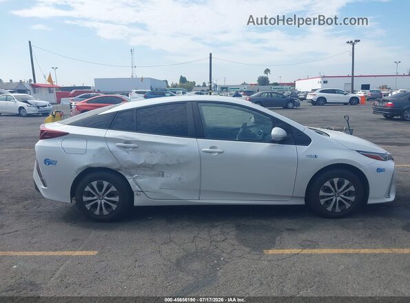 JTDKAMFPXM3183154 2021 TOYOTA PRIUS PRIME White Вид задньої частини салону