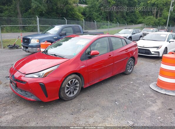 JTDKAMFU0M3144434 2021 TOYOTA PRIUS Red Առջևի ձախ երեք քառորդ տեսարան