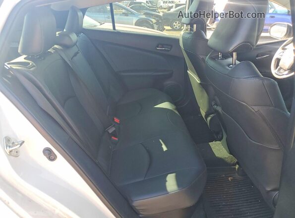 JTDKAMFU2N3188985 2022 TOYOTA PRIUS White Widok tylnych siedzeń