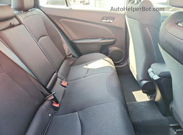 JTDKAMFU5M3147846 2021 TOYOTA PRIUS Silver უკანა სავარძლების ხედი