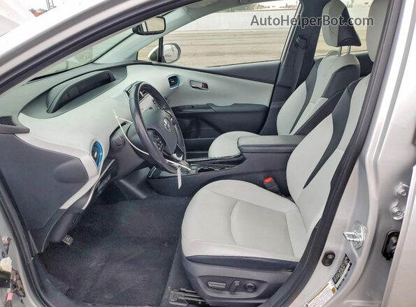 JTDKAMFU8M3140907 2021 TOYOTA PRIUS Silver Front interior view