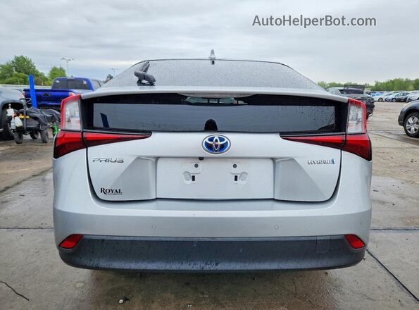 JTDKAMFUXN3156852 2022 TOYOTA PRIUS Серебряный Вид сзади