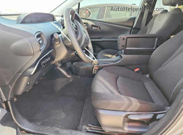 JTDKAMFUXN3156852 2022 TOYOTA PRIUS Серебряный Вид салона спереди