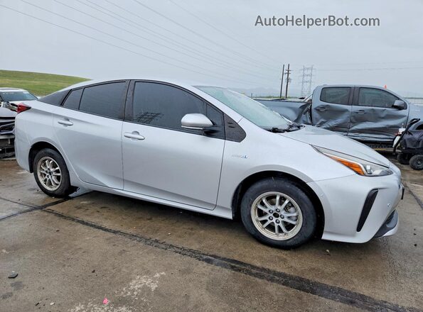 JTDKAMFUXN3156852 2022 TOYOTA PRIUS Серебряный Передняя правая четверть