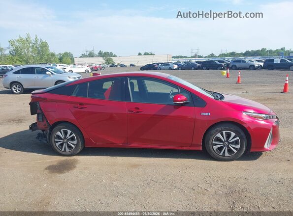 JTDKARFP0H3002694 2017 TOYOTA PRIUS PRIME Красный Вид задней части салона
