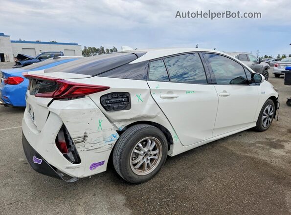 JTDKARFP0J3094346 2018 TOYOTA PRIUS White Tył prawy