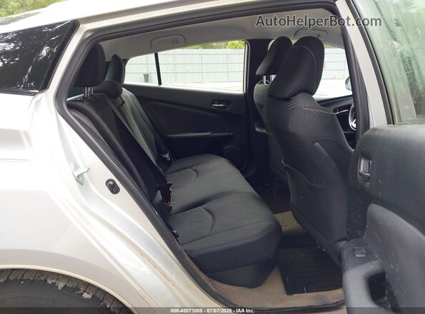 JTDKARFP0L3159585 2020 TOYOTA PRIUS PRIME Silver VIN კოდის სტიკერის ხედი
