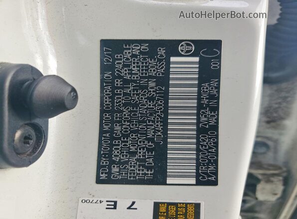 JTDKARFP2H3067112 2017 TOYOTA PRIUS White Շարժիչի բաժամունքի տեսք