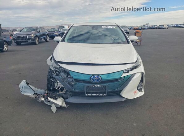 JTDKARFP2H3067112 2017 TOYOTA PRIUS White Դիմացի տեսք