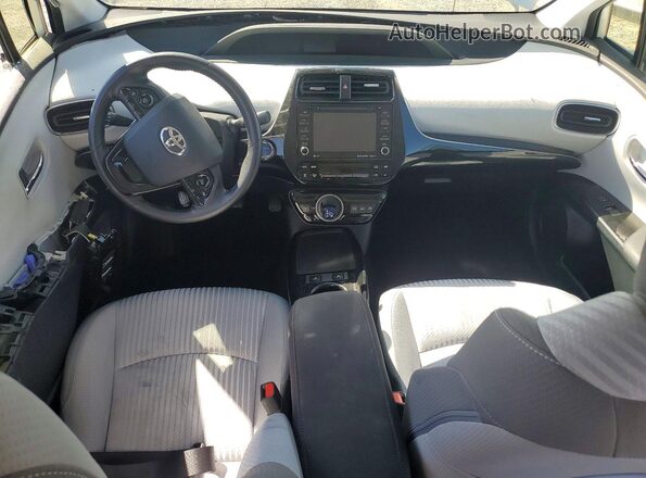 JTDKARFP2L3132792 2020 TOYOTA PRIUS White Вид панелі приладів