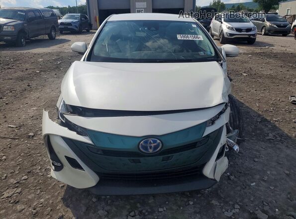 JTDKARFP3H3005511 2017 TOYOTA PRIUS White Front view