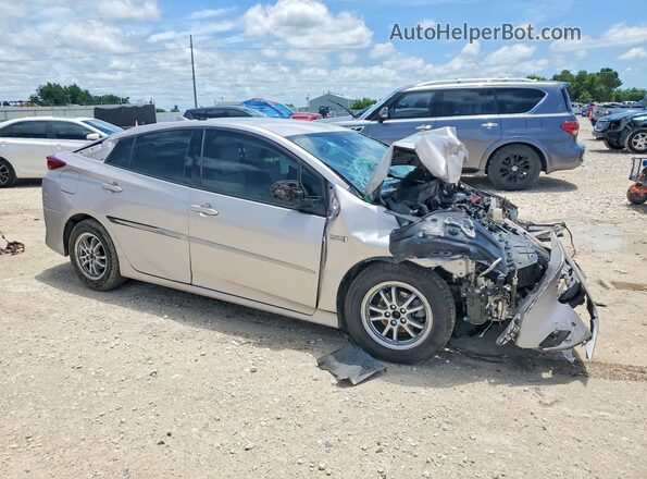 JTDKARFP3J3073670 2018 TOYOTA PRIUS Серебряный Передняя правая четверть