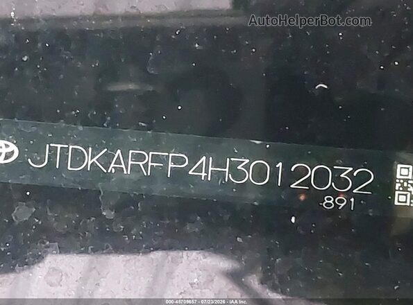 JTDKARFP4H3012032 2017 TOYOTA PRIUS PRIME Silver Vista del compartimento del motor