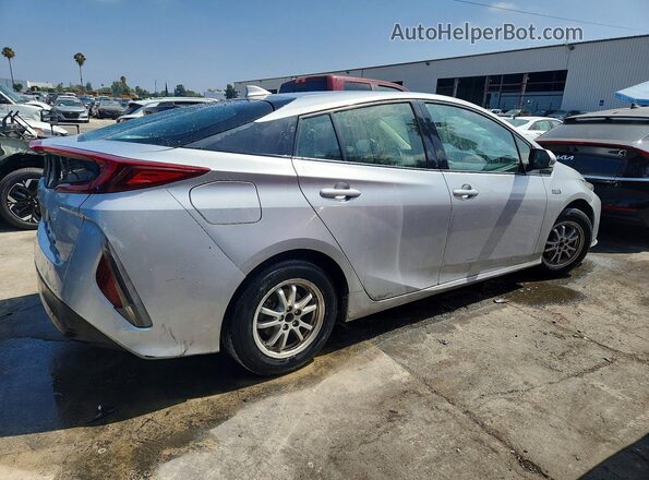 JTDKARFP4J3104358 2018 TOYOTA PRIUS Silver Задня права чверть