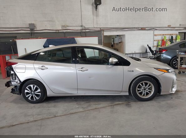 JTDKARFP6H3003140 2017 TOYOTA PRIUS PRIME Tan Вид задньої частини салону